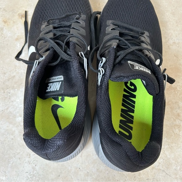 Nike Zoom Structure 21 black sneakers for women w/Gray white sole size 8.5 EUC! - Picture 9 of 9